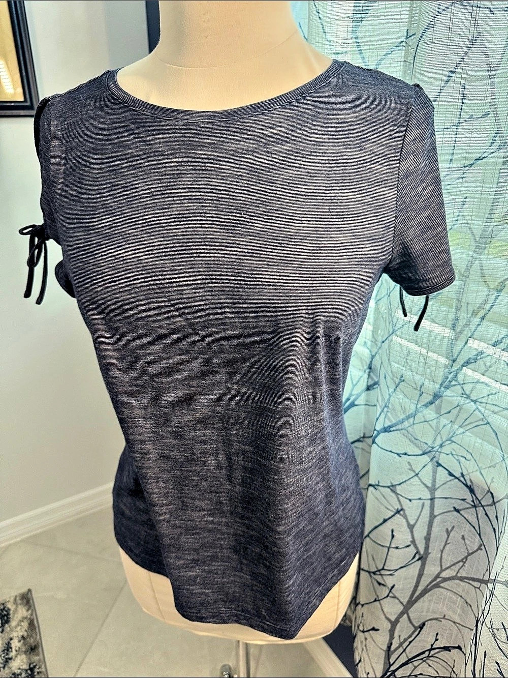 Talbots Short Sleeve Tie Detail Top in navy blue